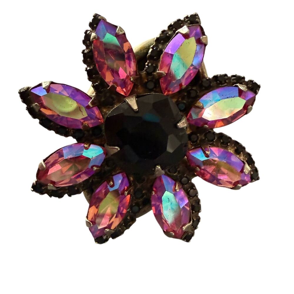 Sorrelli Crystal Silver Tone Flower Ring Size 7.5 Adjustable